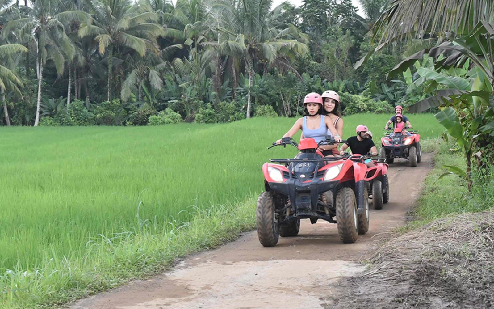 Feel the rush of excitement as you full-throttle through wet off-road trails and challenging water obstacles.