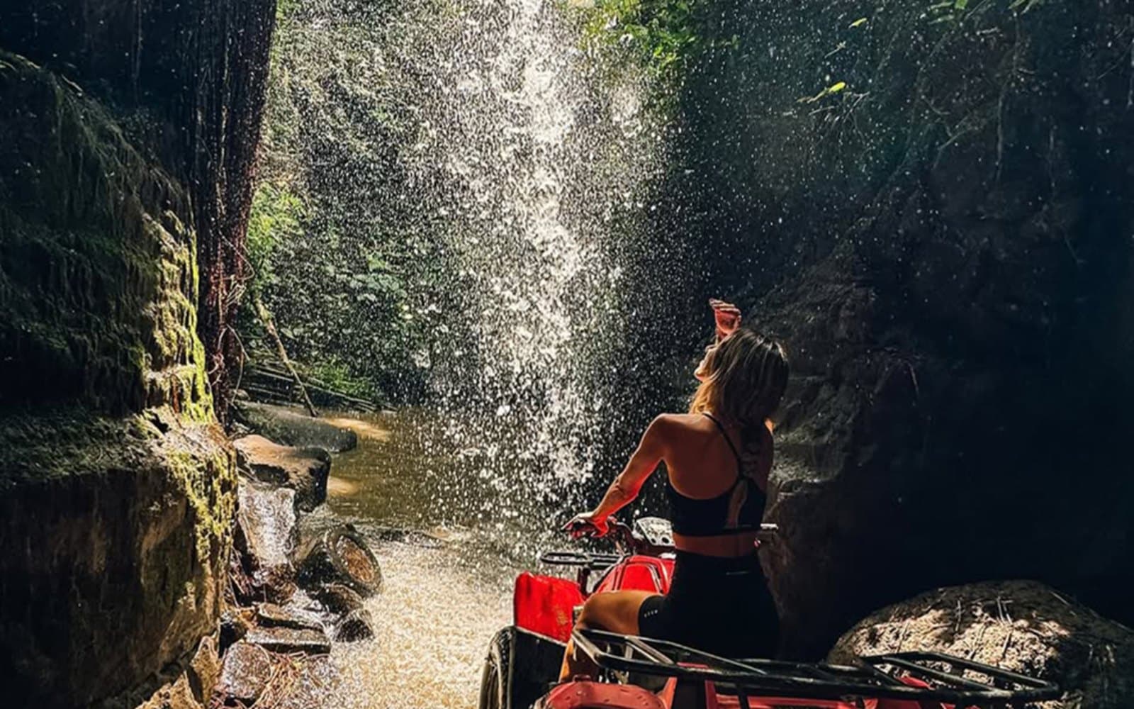 Power through challenging mud pits surrounded by Ubud’s vibrant greenery and open nature trails.